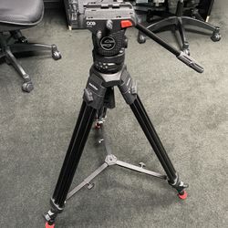 Sachtler System ACE Tripod (Base Plate Included)