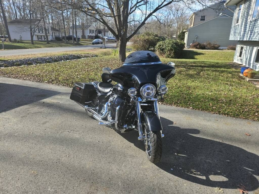 2012 Harley Davidson CVO Street Glide