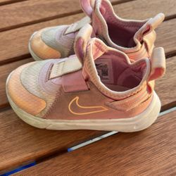 Nike Toddler Girls Shoes, Size 7C