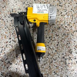 Dewalt Nailer Gun 