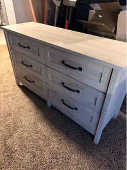 Farmhouse dresser