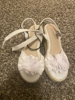 Girls sandals size 11
