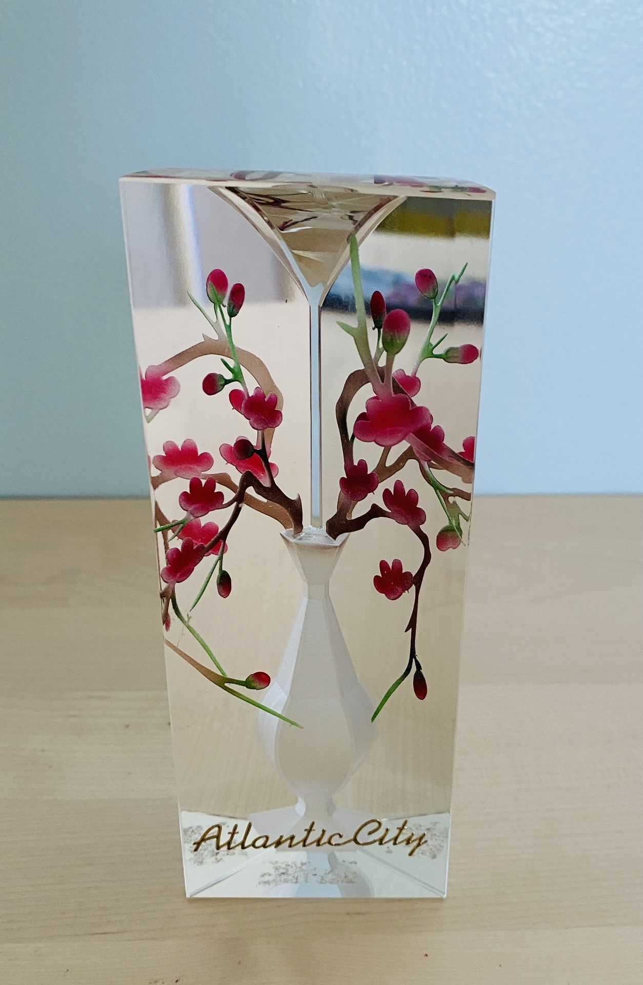 New Pink Flowers In Vase Crystal Glass Sculpture Atlantic City