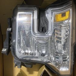 2015 - 2017 Ford F150 Headlight