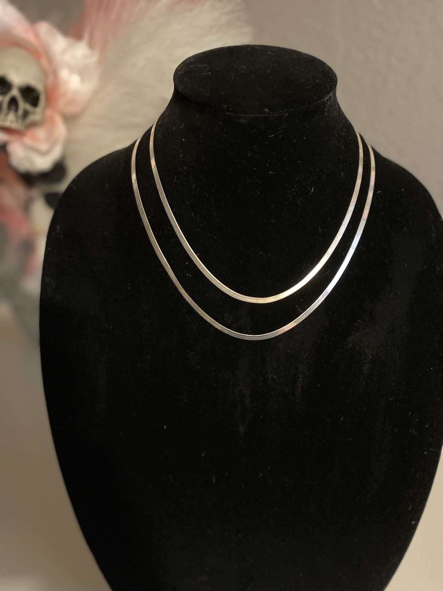 Set Of Two Silver Necklaces 