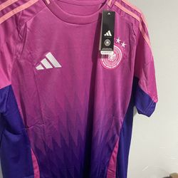 Germany Pink Jersey 🥶🥶 Sizes M, L,XL