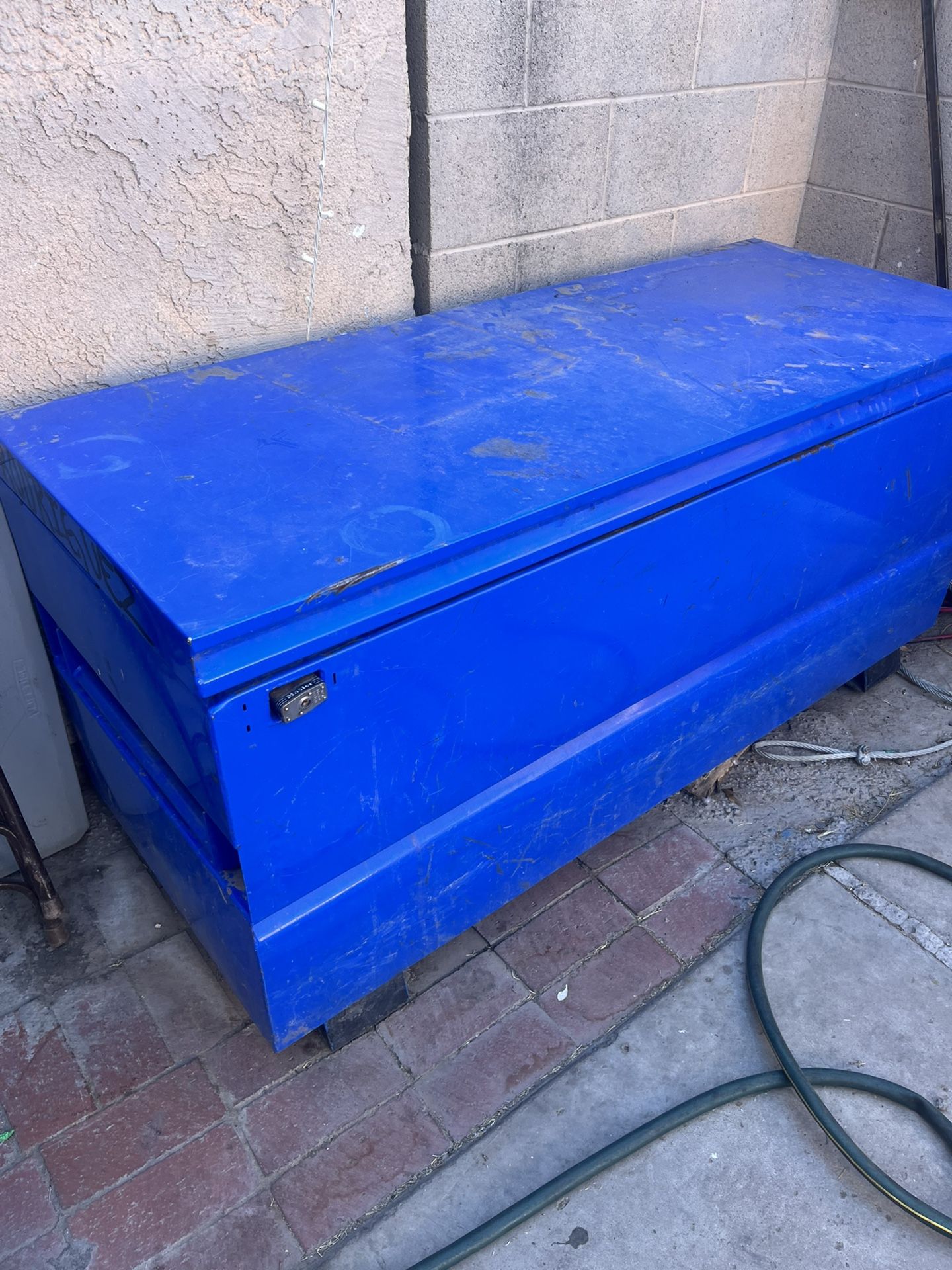 Tool Box/ Caja De Herramienta