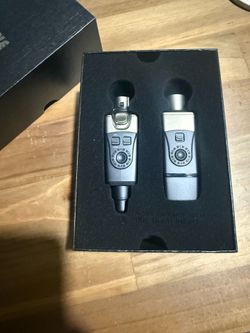 Xvive microphone wireless system