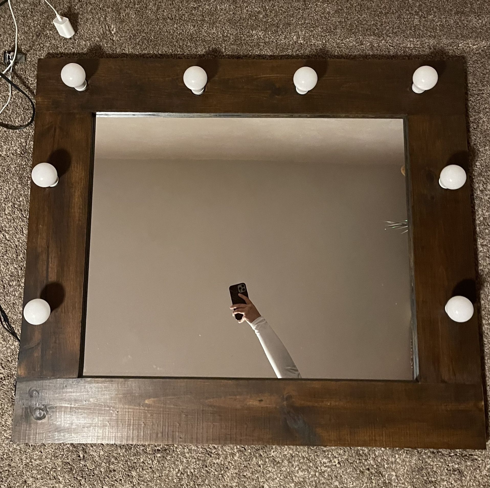 Vanity Mirror/Espejo