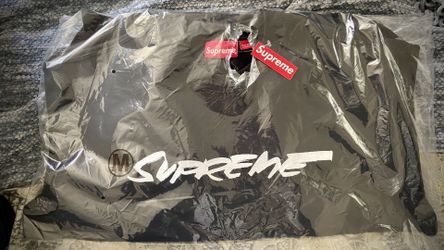 Supreme Futura logo crewneck