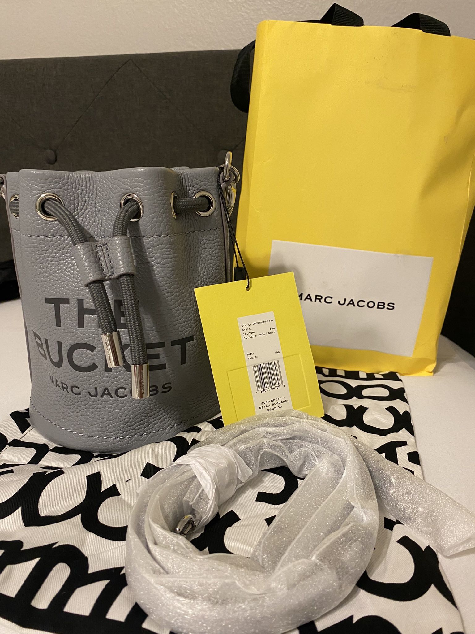 The Bucket Bag Marc Jacobs