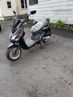 2024 SCOOTER 200 cc NEW 0 MILES