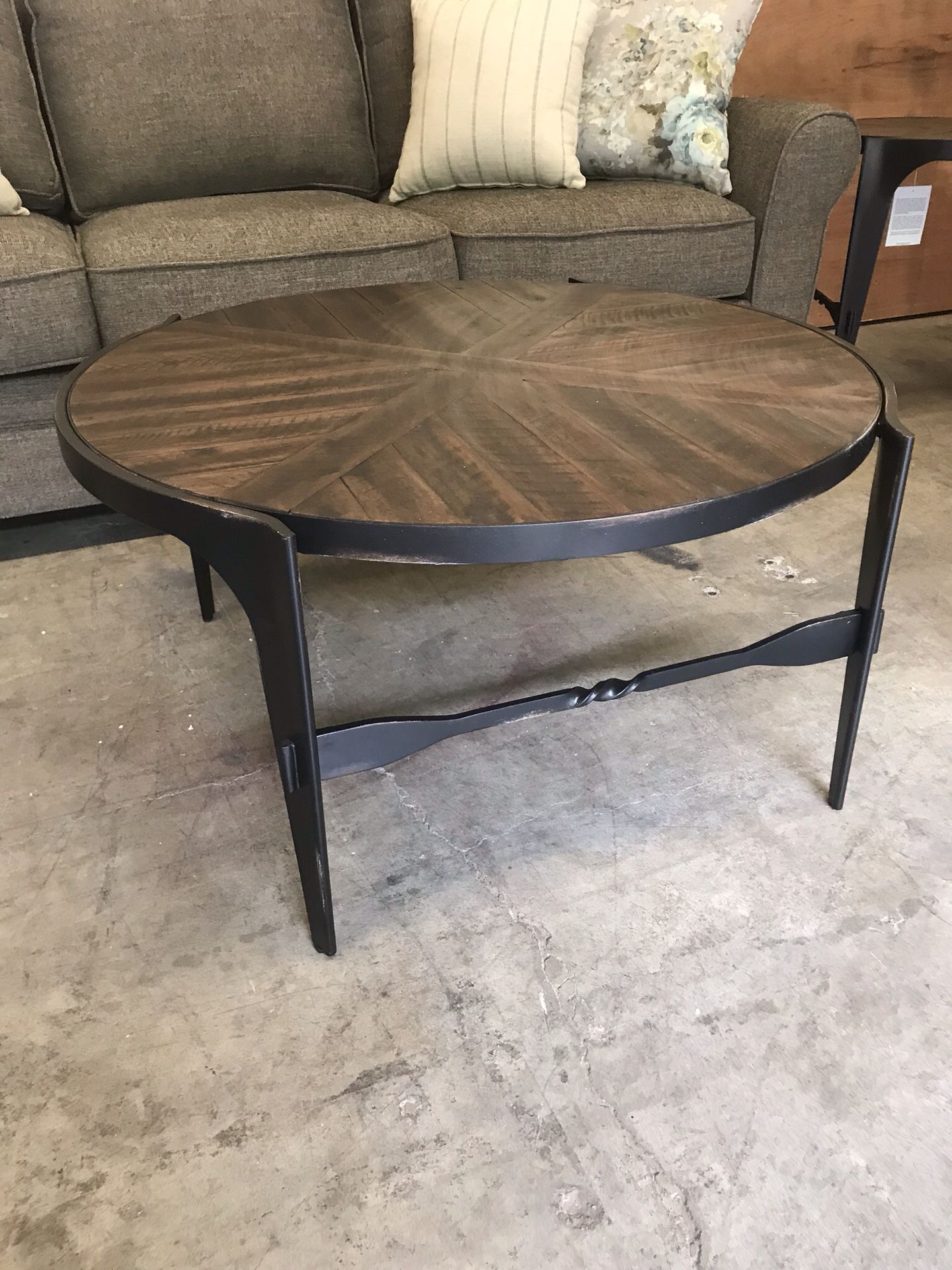 COFFEE TABLE!! BRAND NEW!! SOLID IRON.....VERY HEAVY!!!