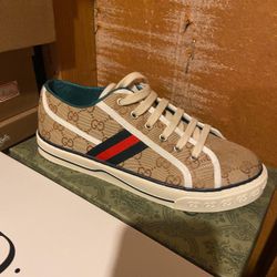 Gucci Shoes