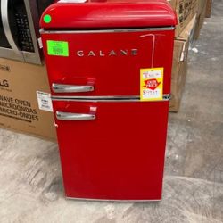 GALANZ Mini Fridge GLR31TRDER H4