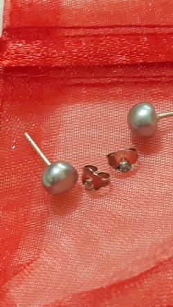 925 STARLING SILVER EARRINGS