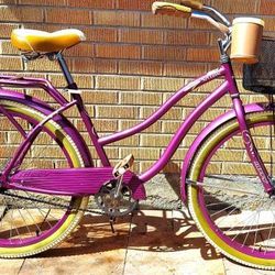 Huffy Nel Lusso Classic Cruiser Bicycle