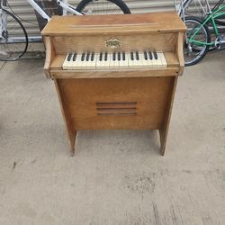 Emenee Piano Ogan 1959 