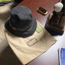 Gucci Bucket Hat With Dust Bag 