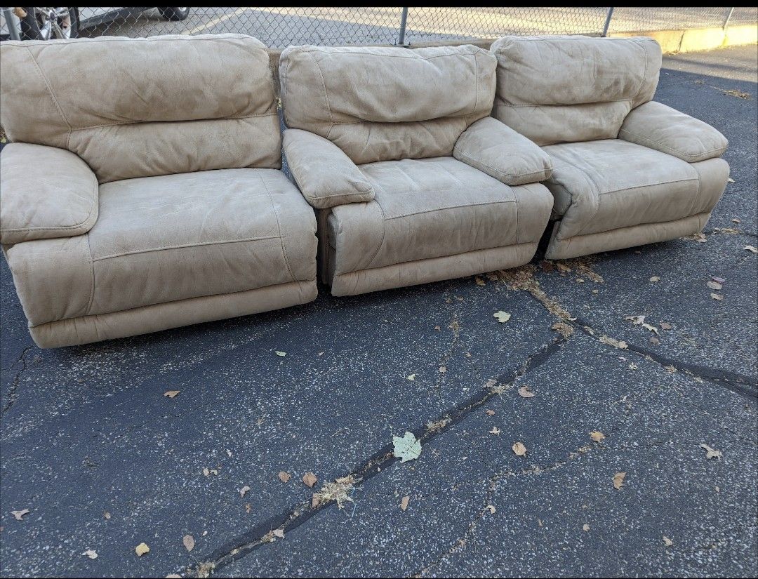 Sofa/Recliners