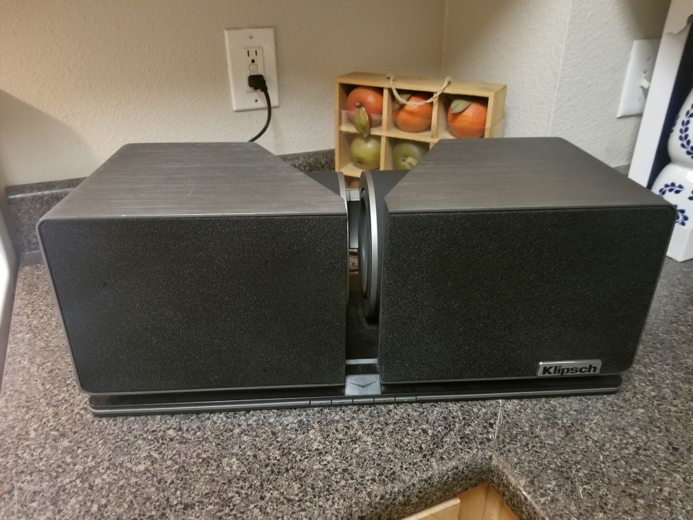 Klipsch Stadium Wireless Speaker