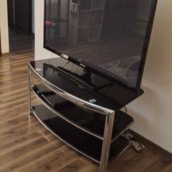 TV and TV Stand 