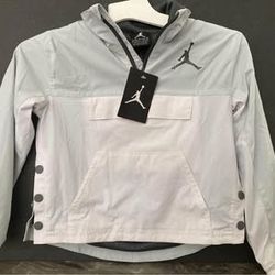 Néw boys Sz 4 Jordan Windbreaker Jacket