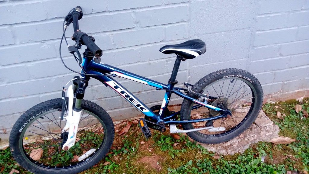 Boys Trek Mountain Bike Blue