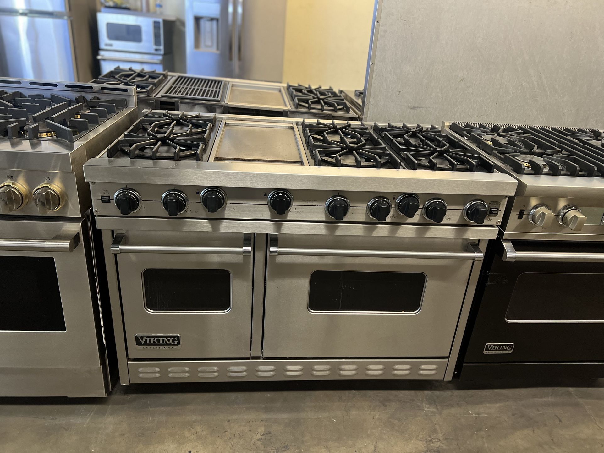 Viking 48”Wide All Gas Range Stove With Griddle In Stainless - Main Image