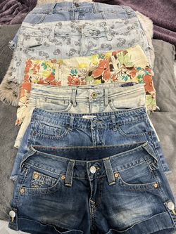 Womens’shorts