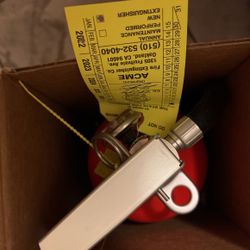 New 5 Lb Extinguisher 