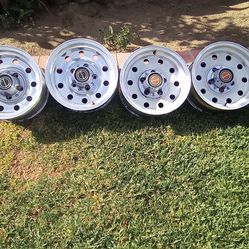 92-96 Ford Bronco OR Trucks Rims 15x7.5 Parts 