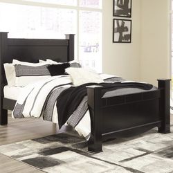 [SPECIAL] Mirlotown Black King Poster Bed

