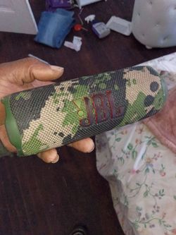 JBL Portable Bluetooth Speaker Camo