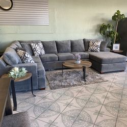 Grey Comfortable 3 Pc Sectional 