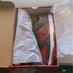 Nike Dunk Mystic Red Size 12 NEW