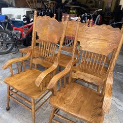 5 Antique Wooden Chairs, 1 Table 