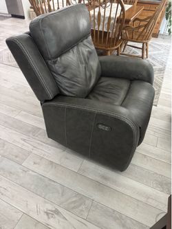 Recliner