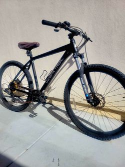Ozark trail mountain bike aluminum