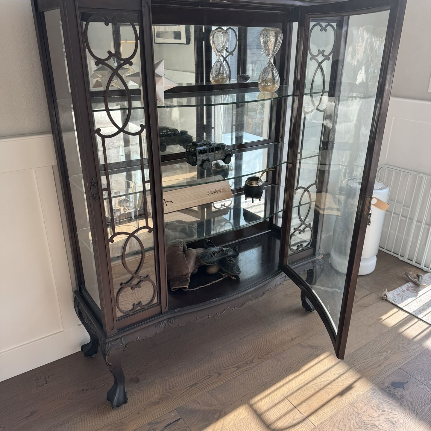 Beautiful China Hutch!!! Reduced Price 