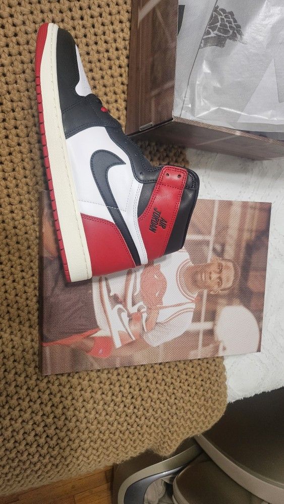 Jordan 1 Reimagines Black Toe (12)