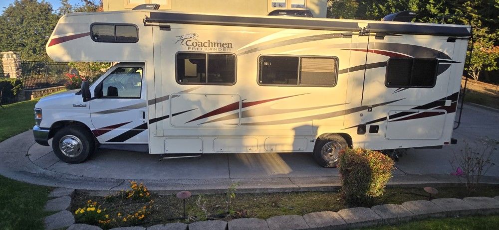 2018 Coachman Freelander 28BH