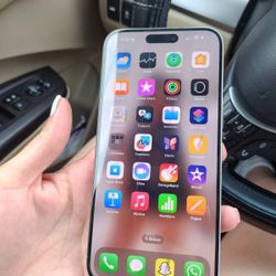 iPhone 15 Pro Max BLOQUEADO ATT 