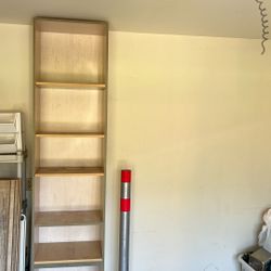 Free Shelving 
