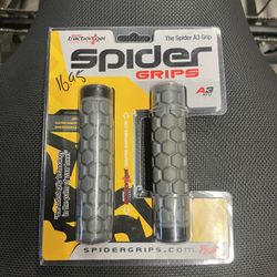 Spider ATV grips