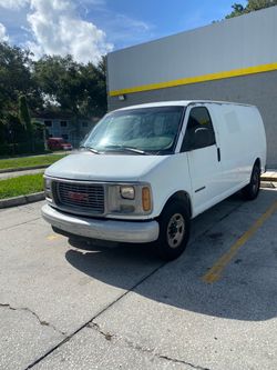 2001 GMC SAVANNA 3500