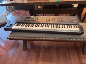 Korg Kronos Keyboard Piano