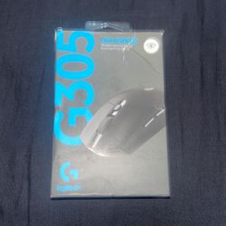 brand new logitech G305  light speed gaming mouse  