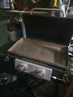 Small outdoor Griddle gas great condition