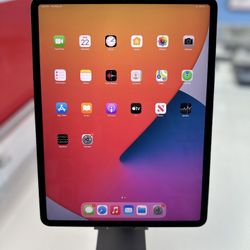 iPad Pro 12.9 4th Gen 128 GB iOS 14.6 EXCELLENT CONDITION